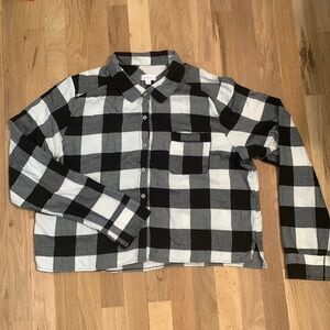 Colsie Cropped Collared Button Down Long Sleeve Plaid Blouse Women’s XL